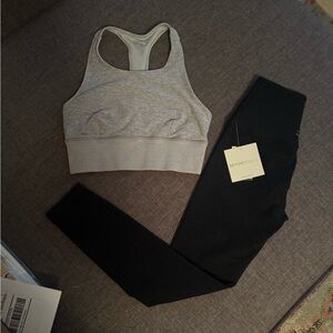 BEYOND YOGA Leggings NWT & ALO Top